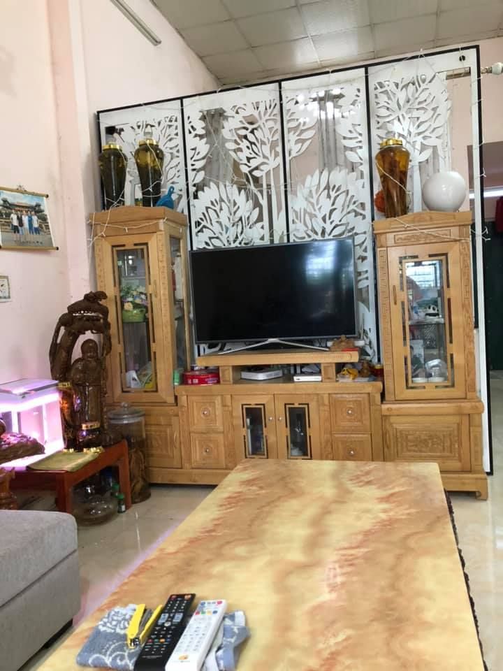 bán nhà cấp 4, đất 7x15m, sổ đỏ chính chủ phường đông phong, tp lai châu