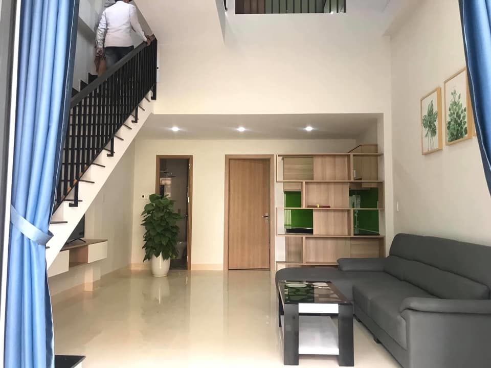 Cho thuê nhà nguyên căn 3 tầng 3 phòng ngủ Kiệt 4m Cù Chính Lan