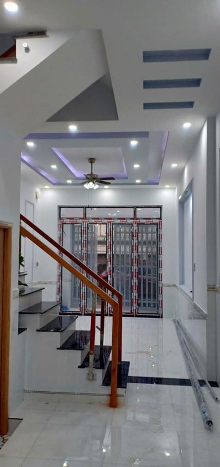 Cần bán nhà 1 trệt 2 lầu. Đường khiết tâm , Bình Chiểu , Thủ Đức .