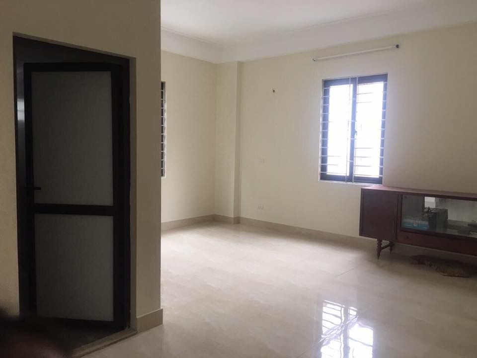 Cho thuê Nhà đẹp 30m2 khép kín, tiện nghi thoáng mát Yên hoà Cầu Giấy .