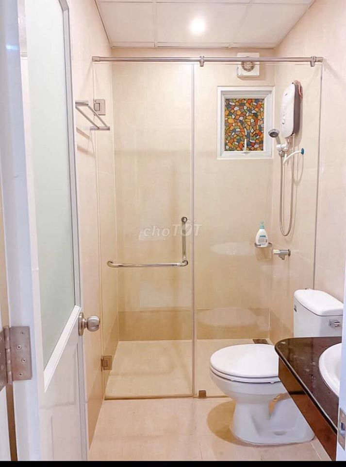 Cho thuê căn hộ 2pn 2wc nội thất y hình Giá thuê: 10tr Số 1 Tạ Quang Bửu p6 q8