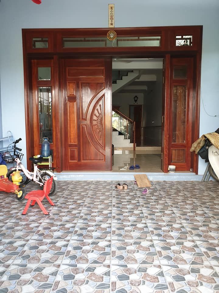 Do chuyển cồng tác vào Phú Quốc gia đình cần chuyển nhượng lại Nhà mới xây sau ủy ban xã Ninh Tiến