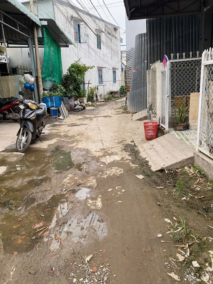 Bán nhà hẻm 6789 Mỹ Hoà Diện tích: 66,6m Diện tích sd:85m( ngang 5 dài hơn 16 )