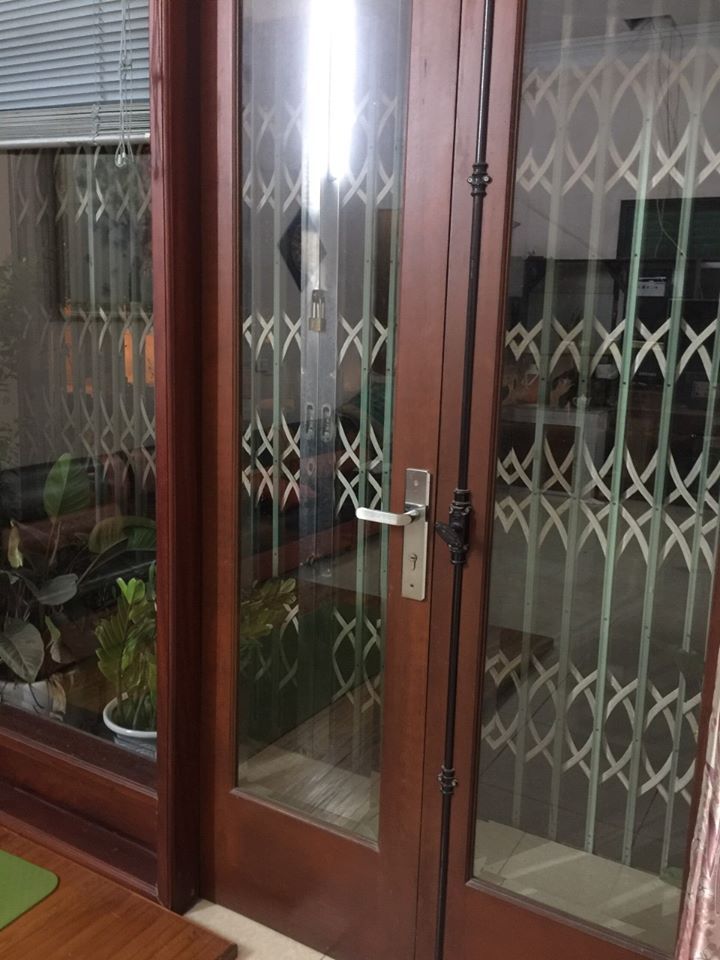 kinh doanh chậm chạp , cần bán căn nhà 2 tầng tổ dân phố kiên thành ,huyện gia lâm