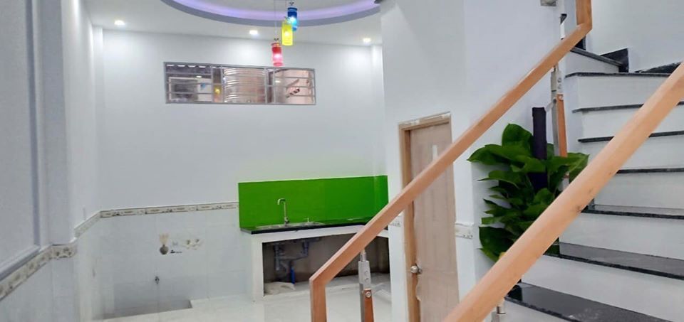 Cần bán nhà 1 trệt 2 lầu. Đường khiết tâm , Bình Chiểu , Thủ Đức .