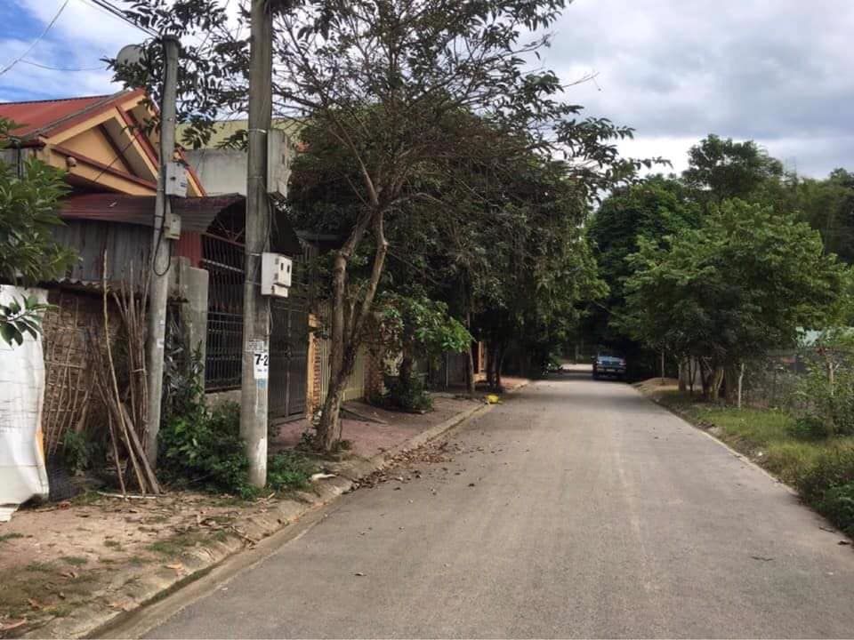 gia đình đã chuyển về hà nội nên nhà em cần bán Nhà cấp 4 xây kiên cố khung cột tại tổ 6 phường Him