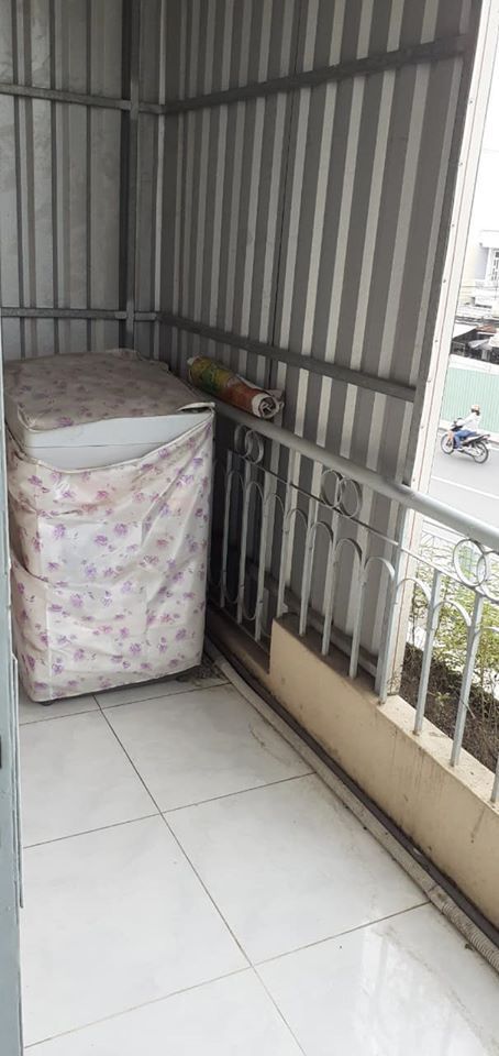 Cho thuê nhà đầy đủ nội thất dọn vào ở ngay bên hông cầu Quang Trung
