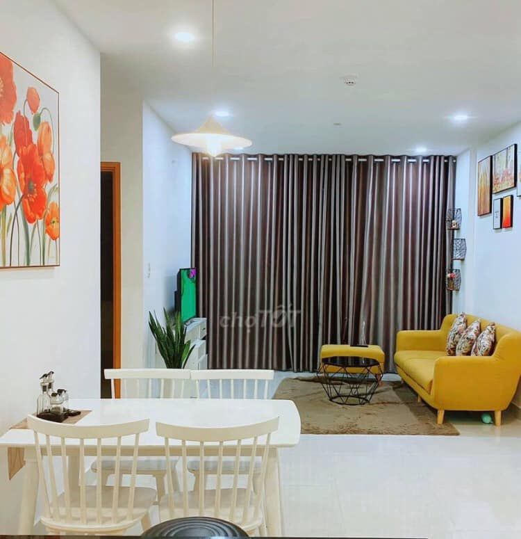 Cho thuê căn hộ 2pn 2wc nội thất y hình Giá thuê: 10tr Số 1 Tạ Quang Bửu p6 q8