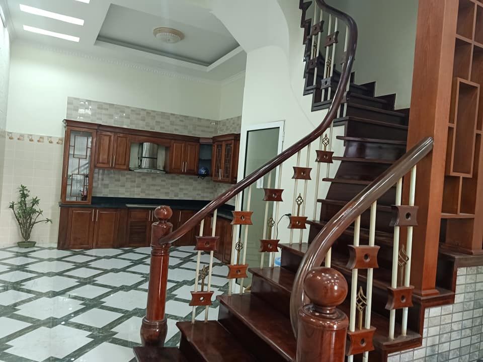 Thông Tin Hình Ảnh Thật-Bán Gấp Nhà Quan Nhân Thanh Xuân-đt 46m,5m ra ô tô giá 3,5 tỷ