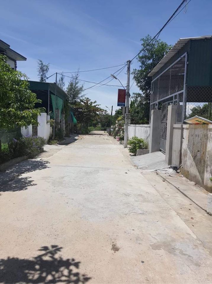 Cần Bán gấp nhà kiên cố đổ bằng Tân Tiến Thạch Tân ,móng làm kiên cố lên tầng thoải mái