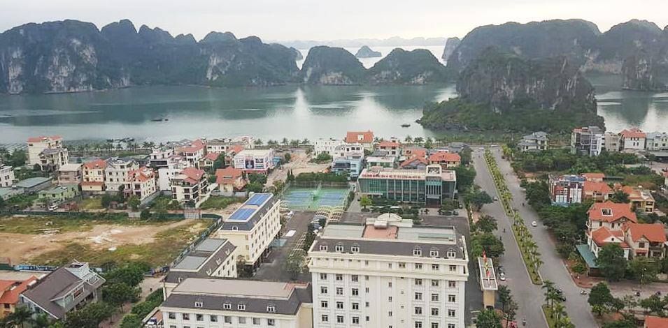 Bán Căn Góc Chung Cư Đông Bắc 3 ngủ, 2 wc. 85m2. Ban công Tây Bắc nhìn Cung Cá Heo
