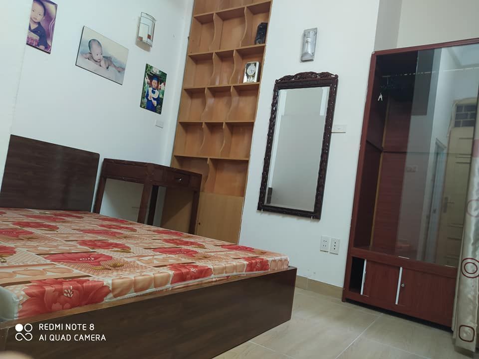 Cho thuê nhà riêng Đống Đa, 5pn, full đồ, 10tr