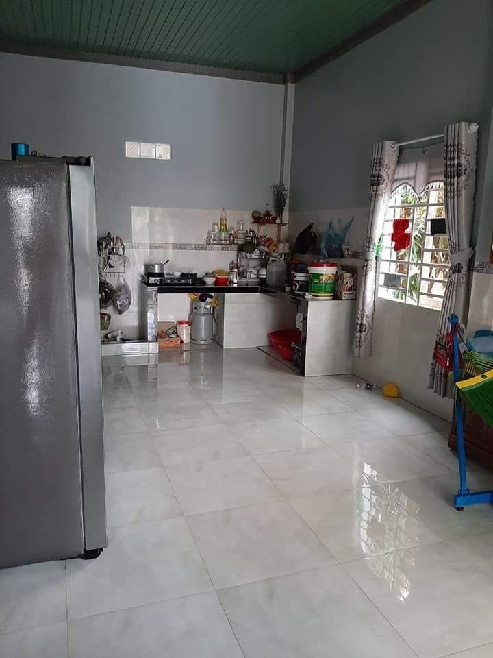 cần bán nhà và đất cách ngã năm đoàn thị điểm 500m gần trường cấp 1va trường mầm non.chợ.bênh viện