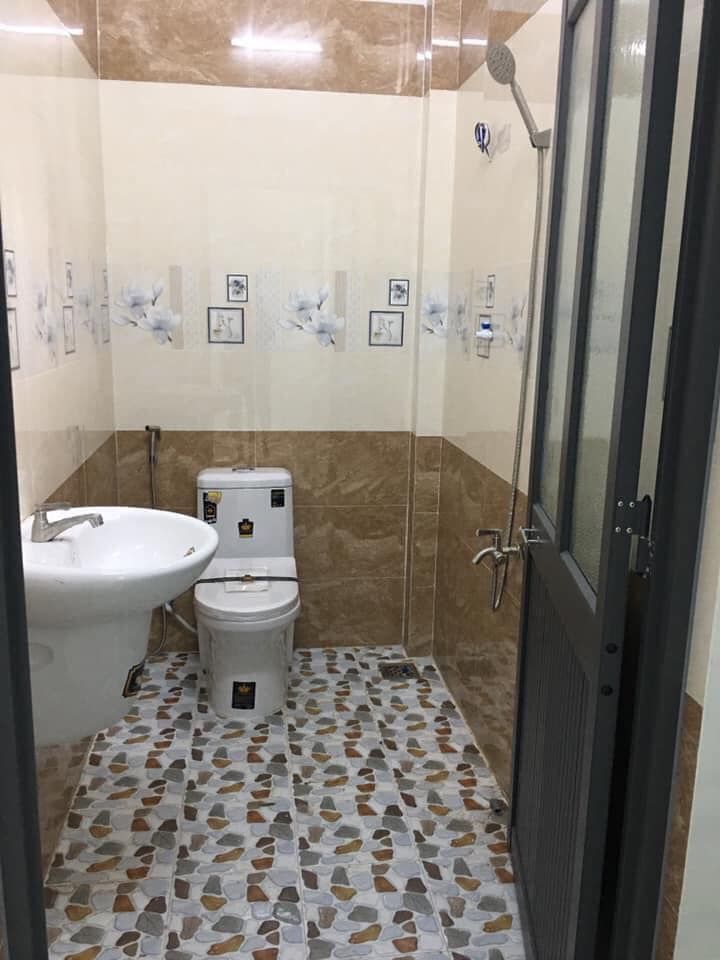 Bán nhà xây 100% mới hẻm Trần Văn Bảy Gần Đài Truyền Hình, cách đường Lê Hồng Phong 200m