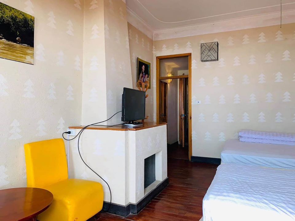 bán khách sạn tại đường lên thác bạc - Sapa Tổng 1600m. Bao gồm 43 phòng đã đầy đủ tiện nghi