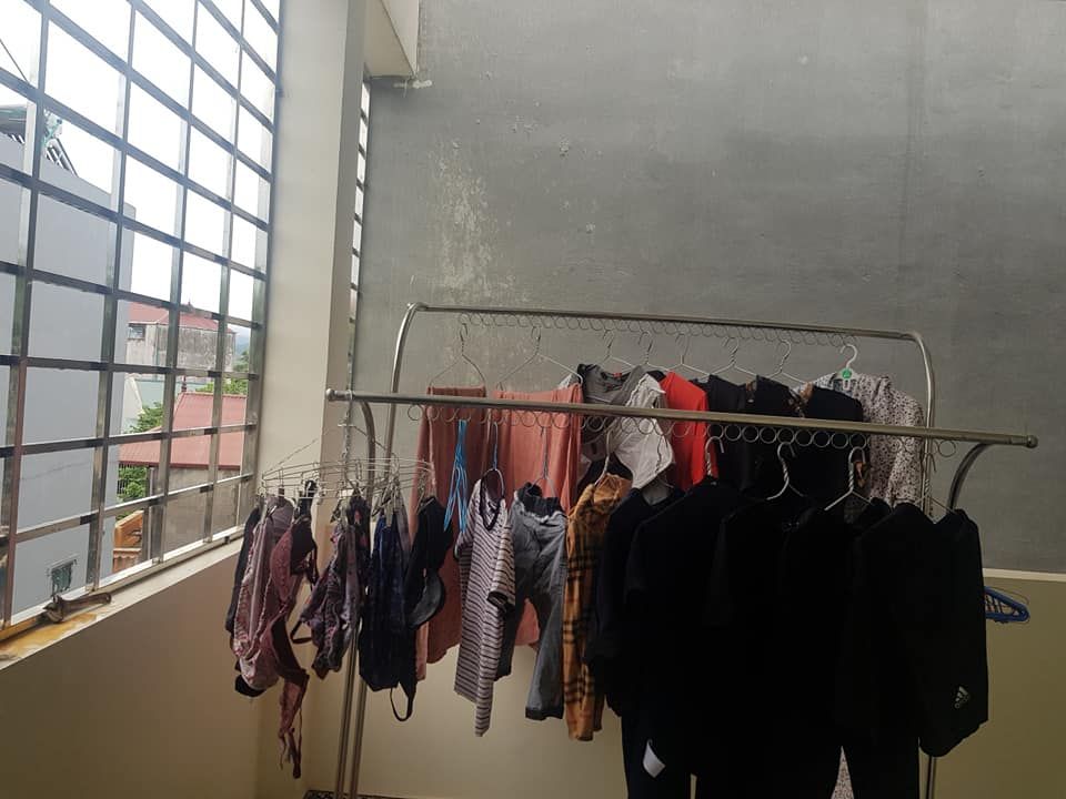 BÁN nhà đẹp 3 tầng - TP Lạng Sơn 76m2 - Mặt tiền 5m. Thiết kế hiện đại, sang trọng.