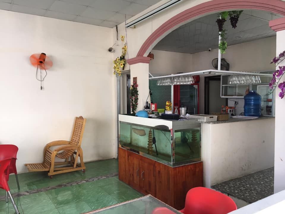 kẹt tiền cần bán quán Coffe Long Điền tâm huyết 9,36x34m ( hậu 18,5m ). thổ cư 346m2.