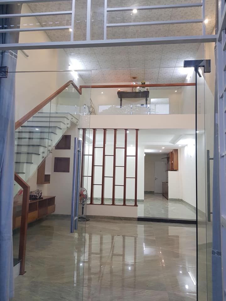 Nhà mt đường 7m cho thuê . Khu tân cường thành đầu đường hoàng minh thảo