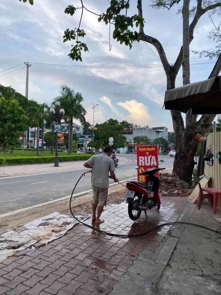 đất trung tâm bờ hồ Tp Tuyên Quang Rộng 5,45 mét Dài 9,2 mét