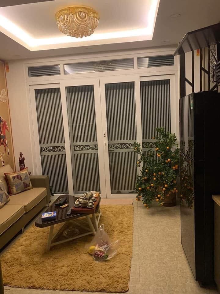 Duy nhất trong tuần này, bán nhà Phố Khâm Thiên đẹp nhất khu. Rẻ nhất khu 2,45 tỷ full nội thất