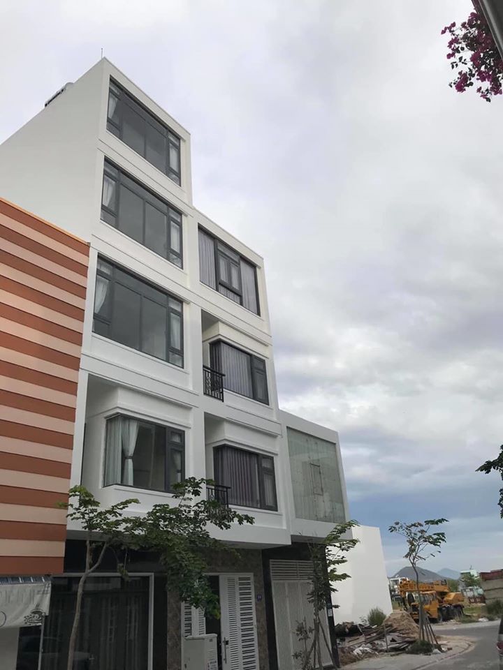 Cần bán nhà đẹp 5 Tầng mới xây, nhà nằm khu đô thị VCN Phước long 2, Nha Trang, Khánh Hoà