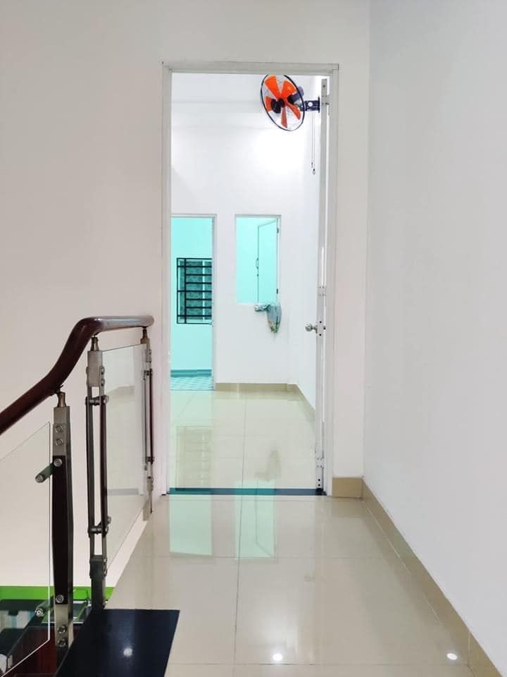 cho thuê nhà nguyên căn mới đẹp 1 trệt 1 lầu Phạm Văn Chiêu, P14, Gò Vấp