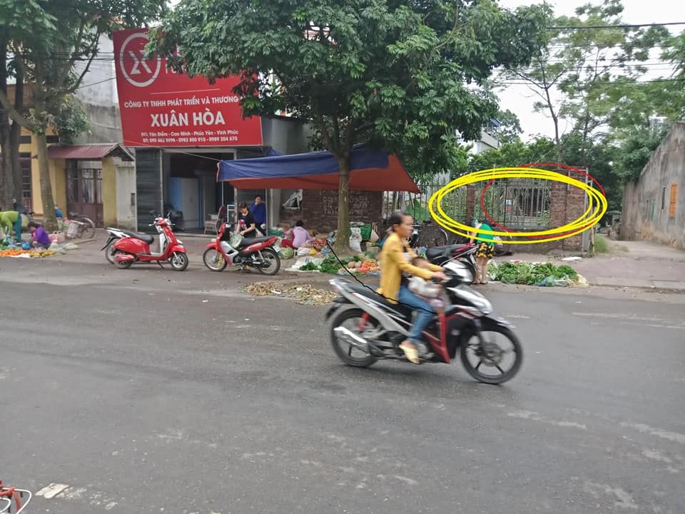 Nhà tôi cần bán lô đất 2 mặt tiền chính chủ nhà tôi, ở chợ đồi xã Cao Minh