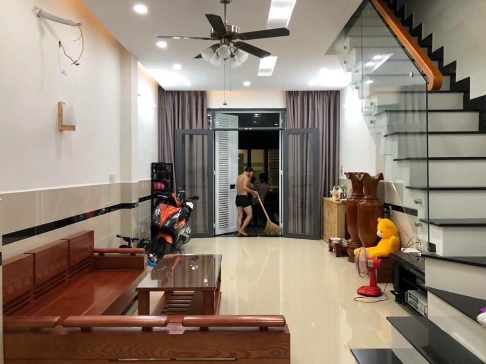 Cần bán nhà đẹp 5 Tầng mới xây, nhà nằm khu đô thị VCN Phước long 2, Nha Trang, Khánh Hoà