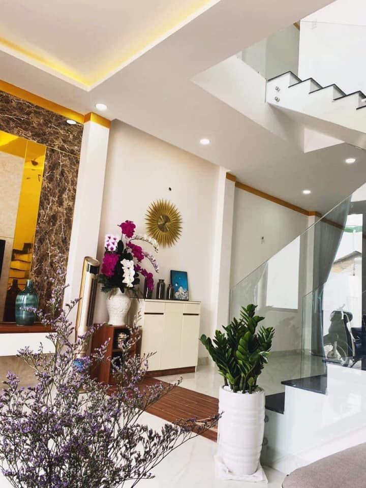 BÁN NHÀ 1 MÊ TRUNG TÂM PHỐ BMT - KHU SẦM UẤT - NƠI TIỀM NĂNG MỖI NGÀY.
