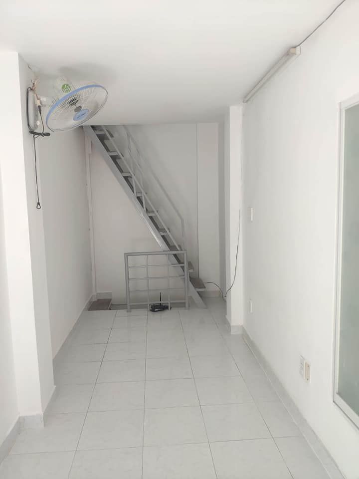 BÁN GẤP NHÀ NHỎ TRUNG TÂM BÌNH THẠNH:
