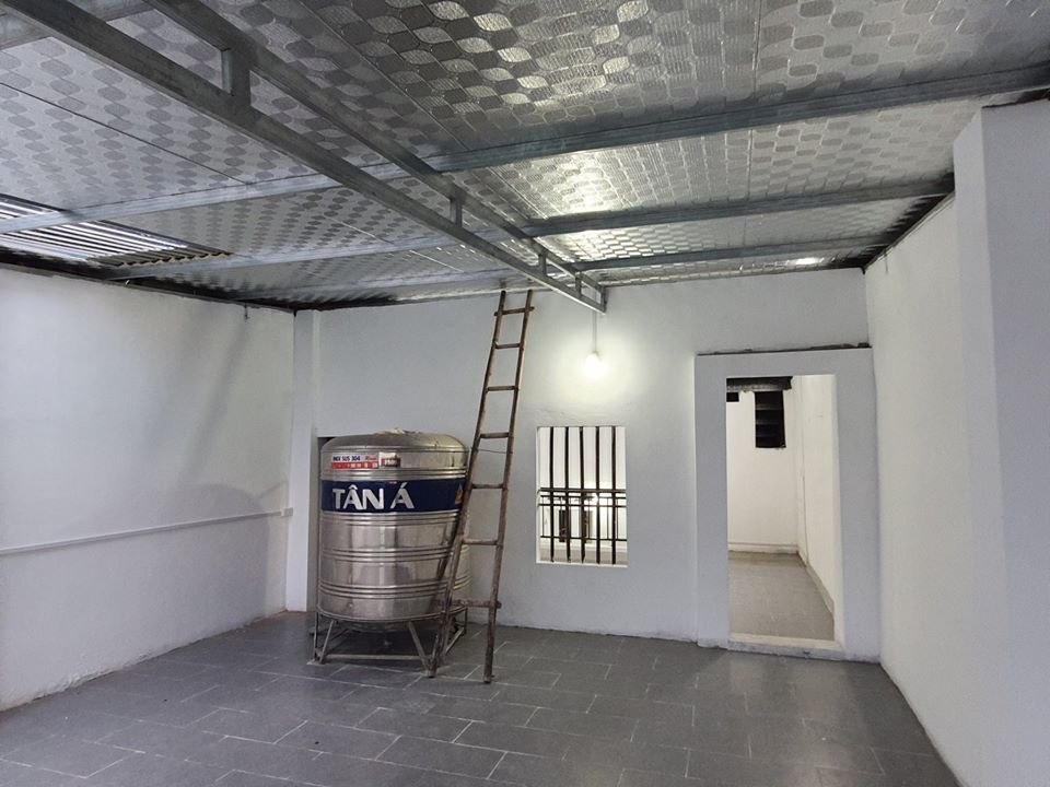 NHÀ PHƯỜNG HOÀNG VĂN THỤ CẠNH TRUNG TÂM DỊCH VỤ VIỆC LÀM Đường ô tô tránh nhau thoải mái