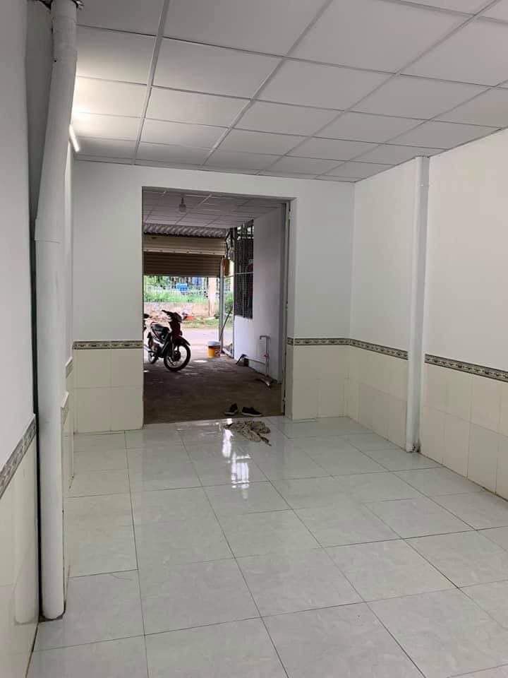 Nhà Nguyên Căn cho thuê giá rẻ chỉ 3tr9 Long Phước Quận 9