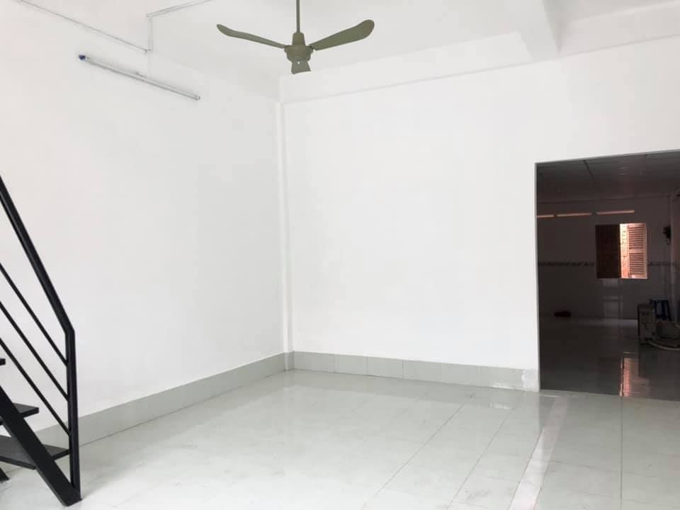 CHO THUÊ NHÀ 2 LẦU NGAY CẶP DỐC CẦU RẠCH NGỖNG 1 - VỊ TRÍ TIỆN KINH DOANH