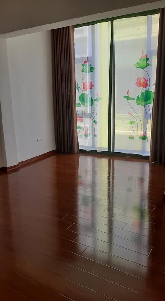 Chính chủ cần bán gấp nhà mặt Phố Gốc Đề, Quận Hoàng Mai diện tích 90mx4tầng lô góc