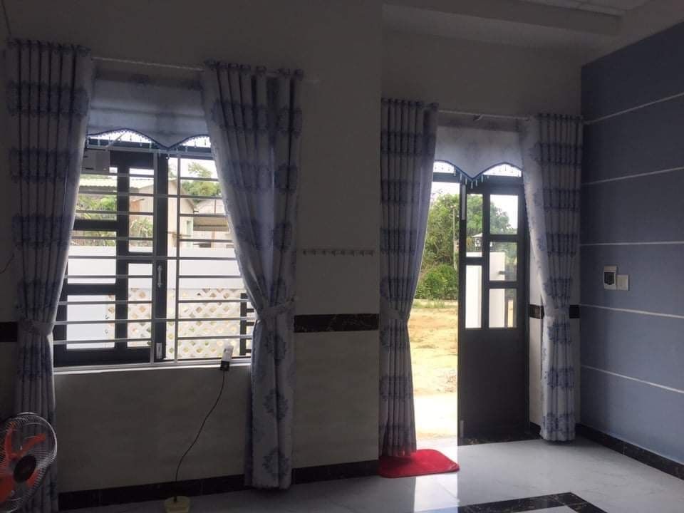 Bán nhà mới xây nằm gần chùa Thiên Hưng,nhà thiết kế hiện đại, thoáng mát.