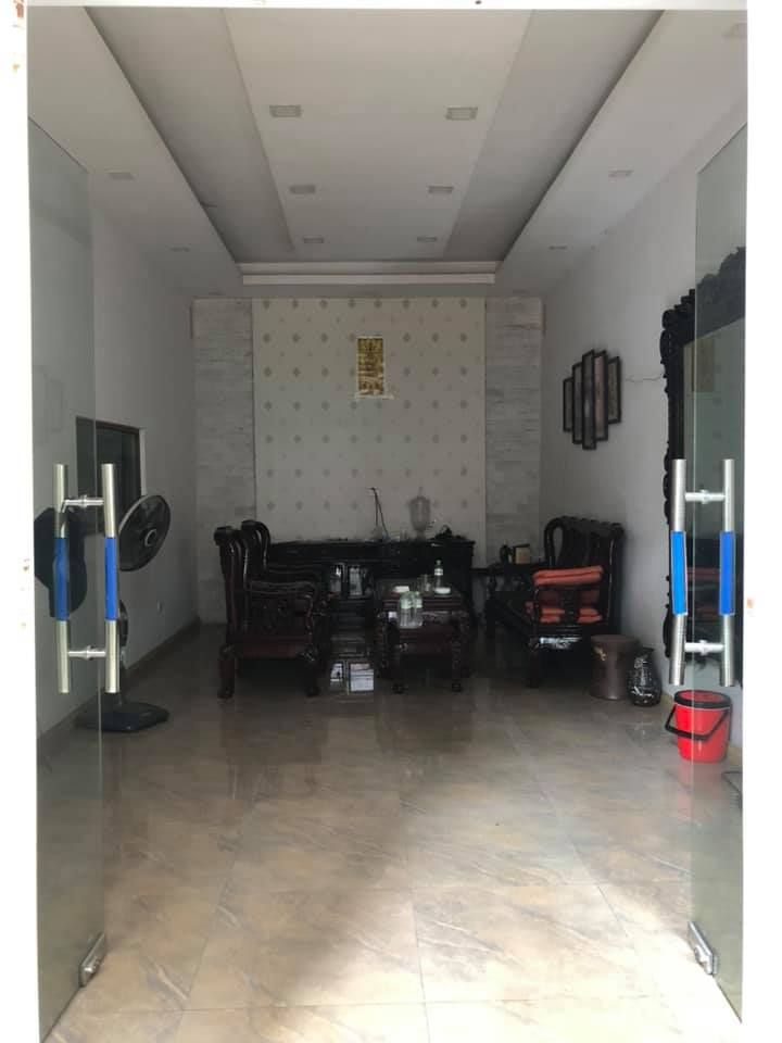 Cho thuê nhà nguyên căn 155 phố Yên Lạc, quận Hai Bà Trưng, Hà Nội