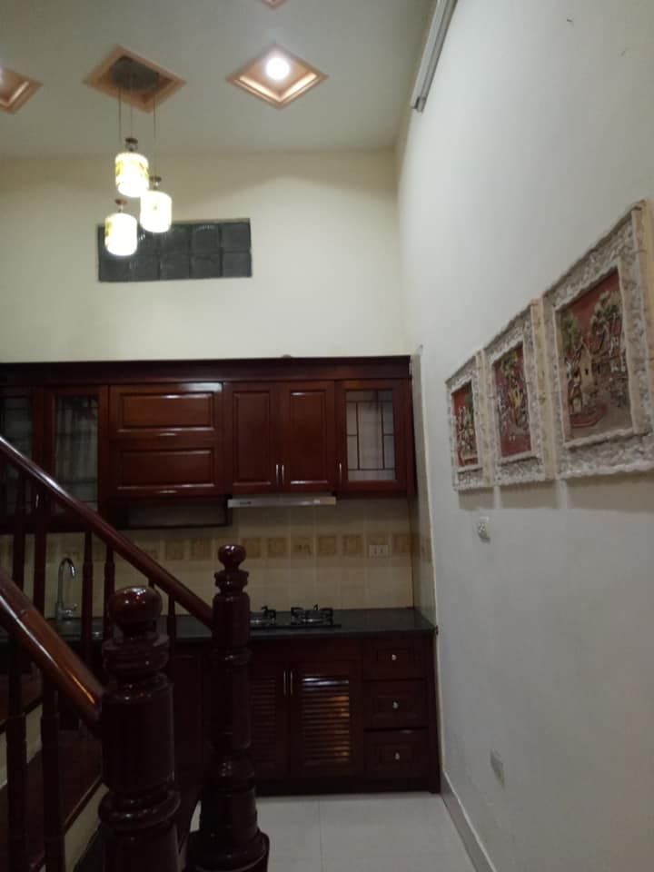 CHO THUÊ NHÀ NGÃ TƯ SỞ 3 PHÒNG NGỦ FULL ĐỒ 8.5TR. Ở HỘ GIA ĐÌNH. LH 0362.542.999