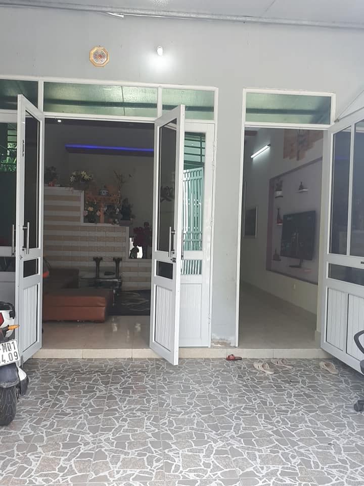 Bán nhà đẹp đầy đủ các tiêu chí tổ 20 p Him Lam đường vào xí nghiệp gạch cũ