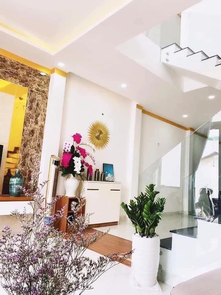 BÁN NHÀ 1 MÊ TRUNG TÂM PHỐ BMT - KHU SẦM UẤT - NƠI TIỀM NĂNG MỖI NGÀY.