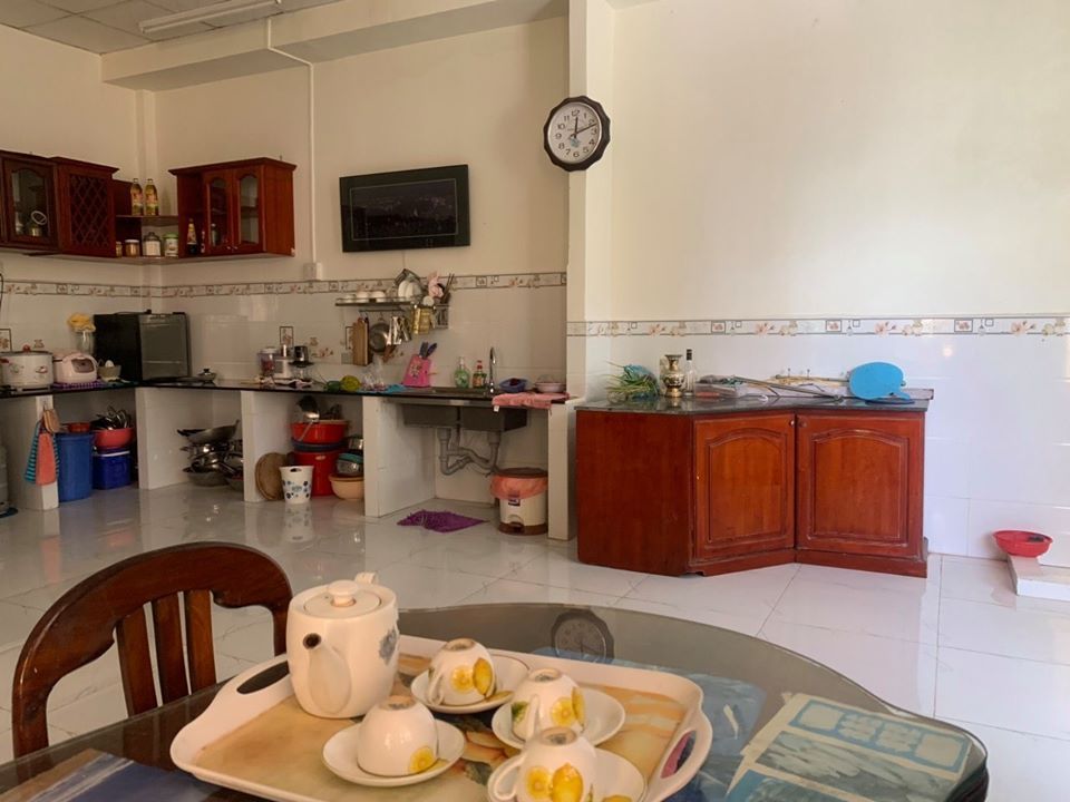 BÁN NHÀ MÊ LỬNG hẻm betong OTO, nội bộ Nguyễn Hội, P. PHÚ TRINH, TP PHAN THIẾT