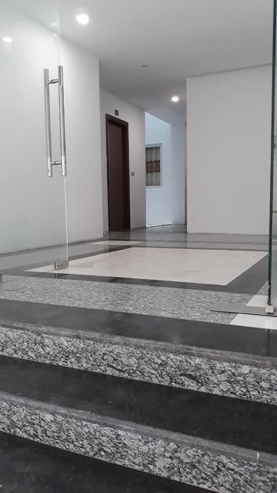 CHO THUÊ MẶT BẰNG tại số 11 ngõ 88 TRẦN DUY HƯNG , khu dân cư đông đúc , đông người qua lại.