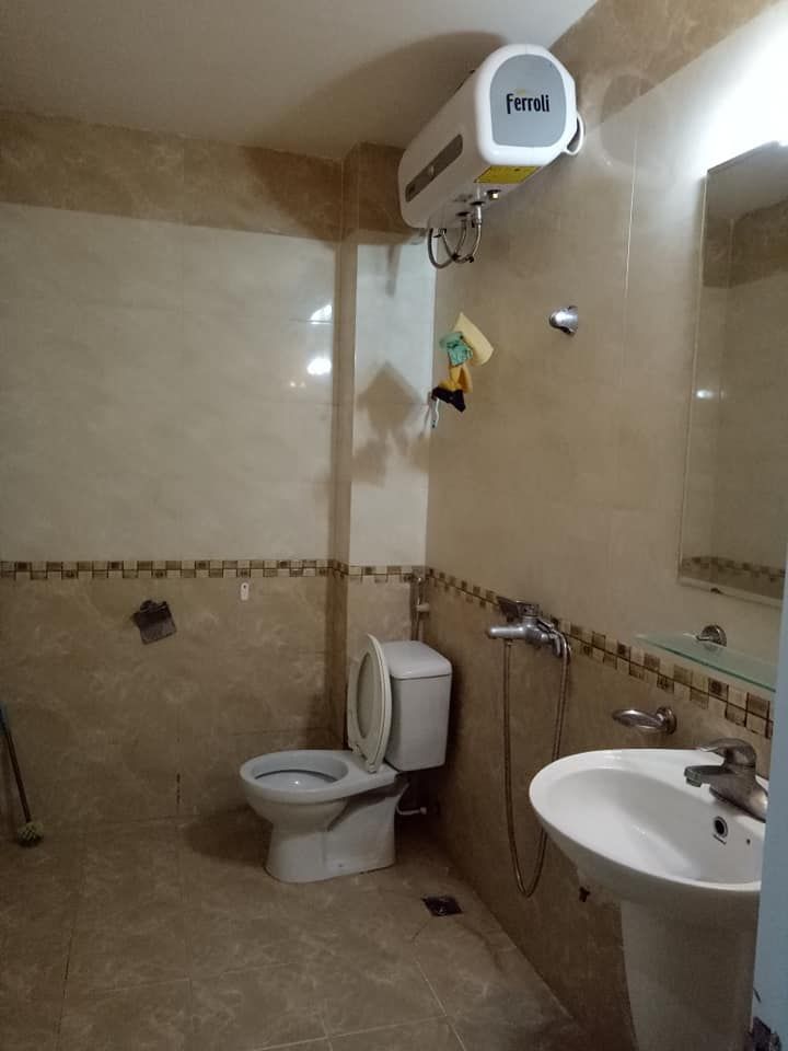 CHO THUÊ NHÀ NGÃ TƯ SỞ 3 PHÒNG NGỦ FULL ĐỒ 8.5TR. Ở HỘ GIA ĐÌNH. LH 0362.542.999