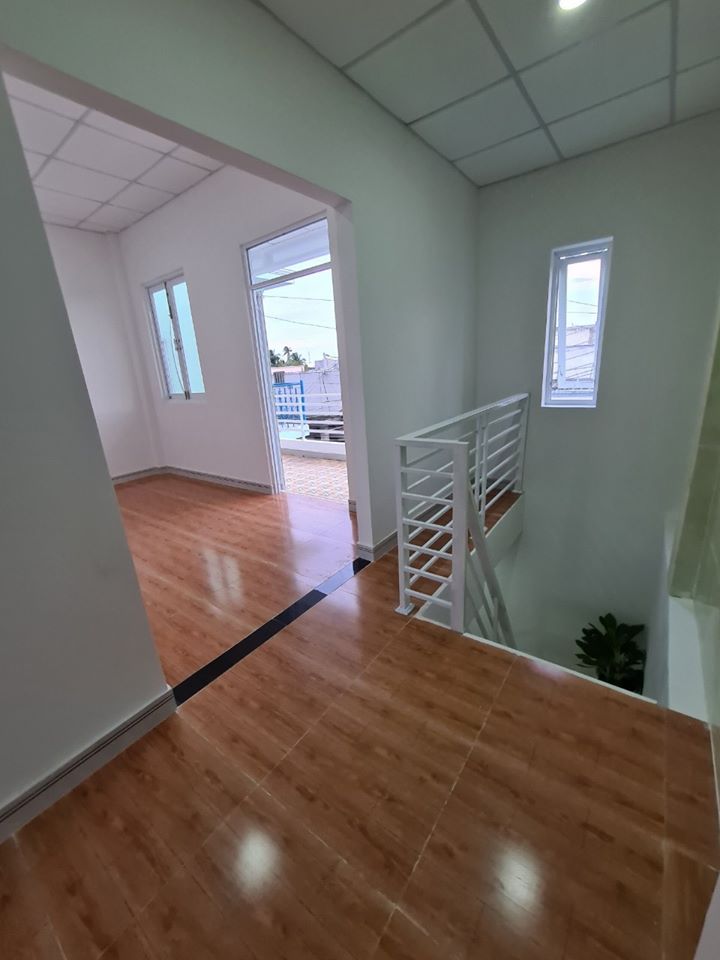BÁN NHÀ LẦU GIÁ RẺ - P. BÌNH HƯNG - TP PHAN THIẾT CỰC ĐẸP, RỘNG, NGANG 6M, RẤT HIẾM