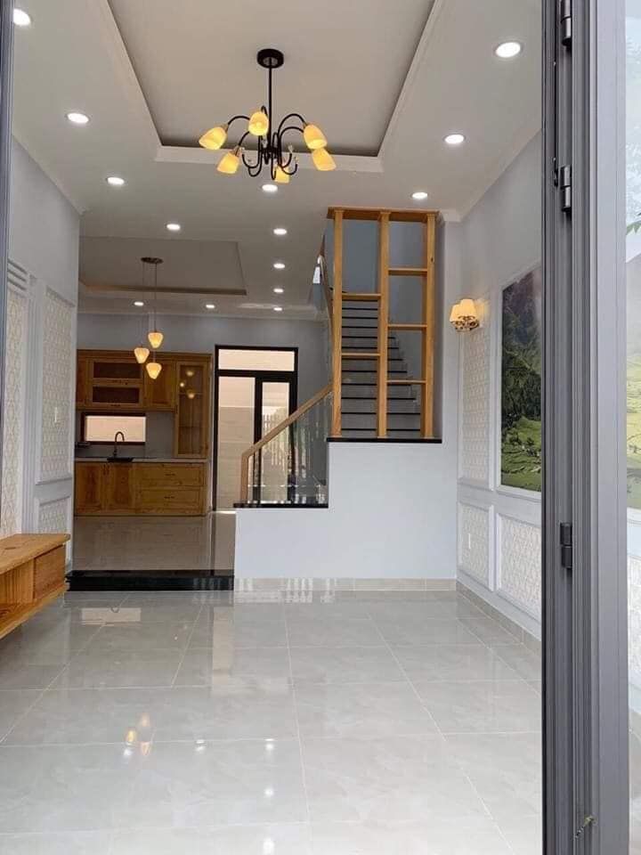Nhà Bình Chánh chủ nhà cần tiền bán gấp 4x12,5 giá 470 triệu, sổ hồng riêng sang tên ngay