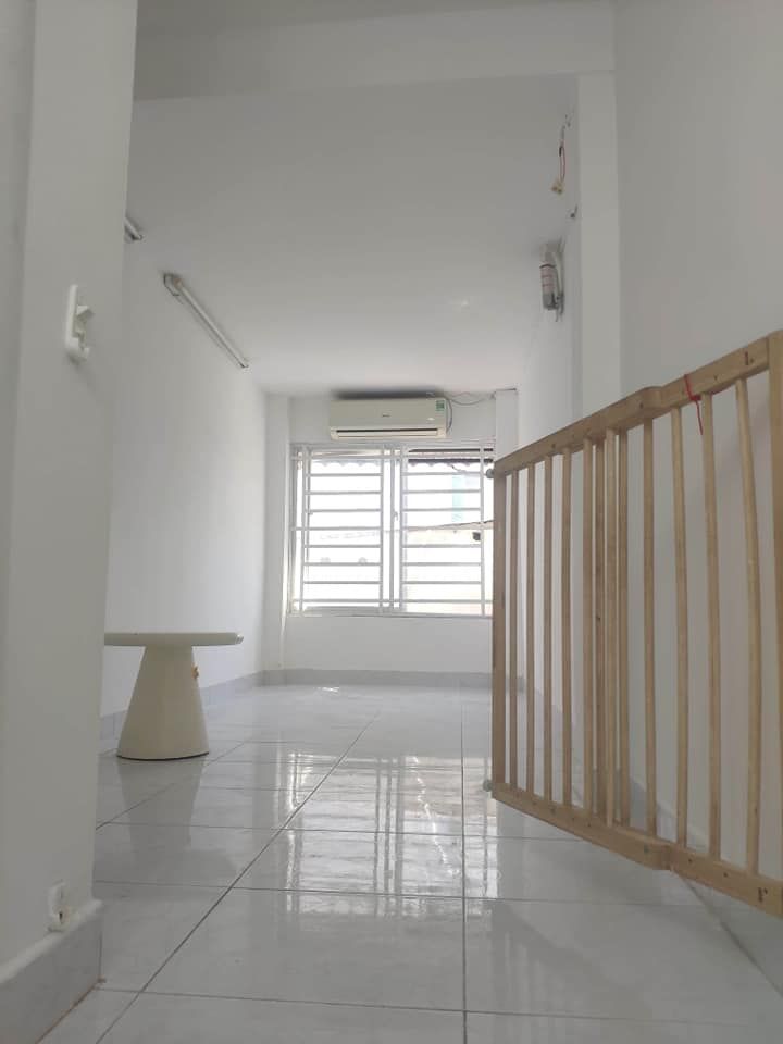 BÁN GẤP NHÀ NHỎ TRUNG TÂM BÌNH THẠNH: