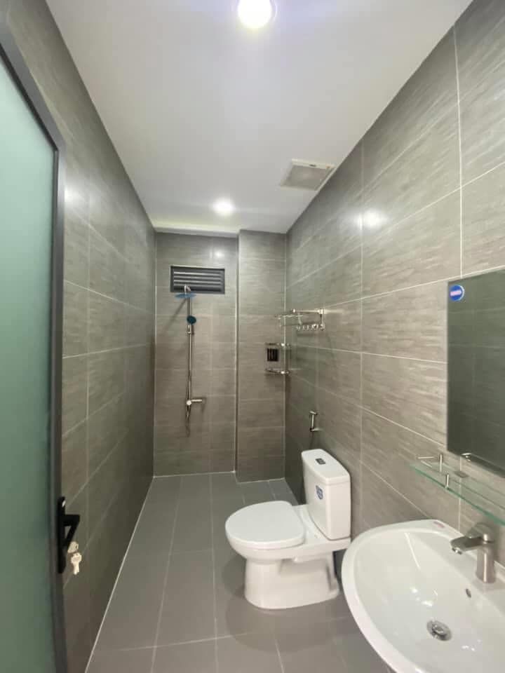 Khó khăn tài chính gia đình e cần bán căn nhà ở Xuân Thới Sơn , Hóc Môn.