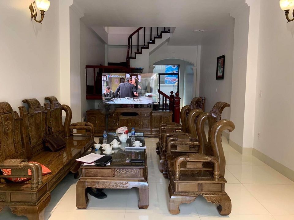 SIẾT NỢ-BÁN RẺ-NHÀ HỒ PHƯƠNG MAI-Ô TÔ TẢI TRÁNH-KINH DOANH SẦM UẤT-LÔ GÓC-GIÁ CHUNG CƯ.LH0869921747