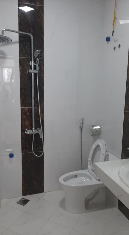 Chính chủ cần bán gấp nhà mặt Phố Gốc Đề, Quận Hoàng Mai diện tích 90mx4tầng lô góc