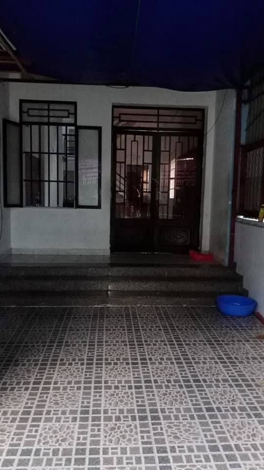 Cho thuê nhà nguyên căn 1 lầu, 1tret.2pn, 1 phòng khách ,2 wc, 1 nhà bếp, quận 9