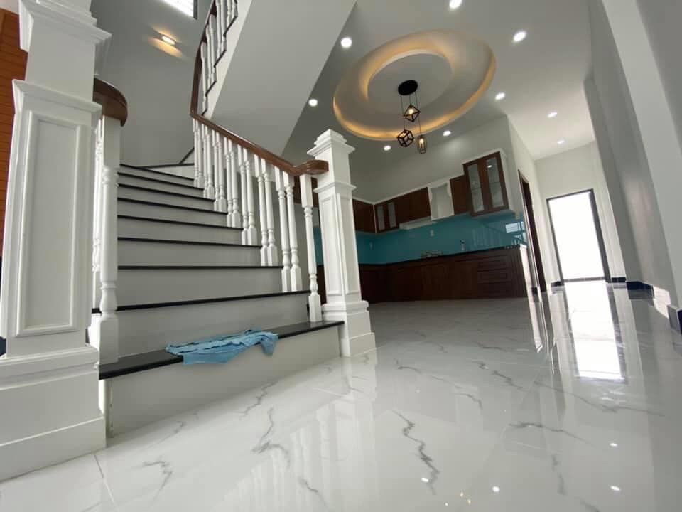 Khó khăn tài chính gia đình e cần bán căn nhà ở Xuân Thới Sơn , Hóc Môn.
